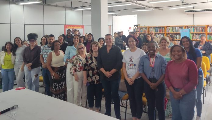 1 - DIOGO BASTOS MAEs NEUROATÍPICAS