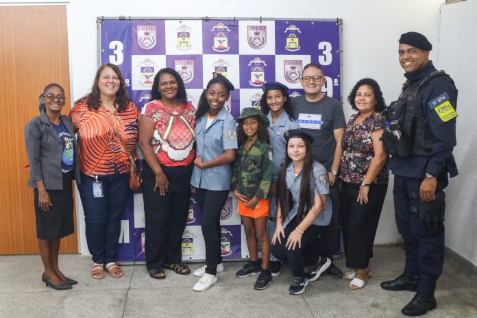6 - PM PROFESSORES E ALUNOS