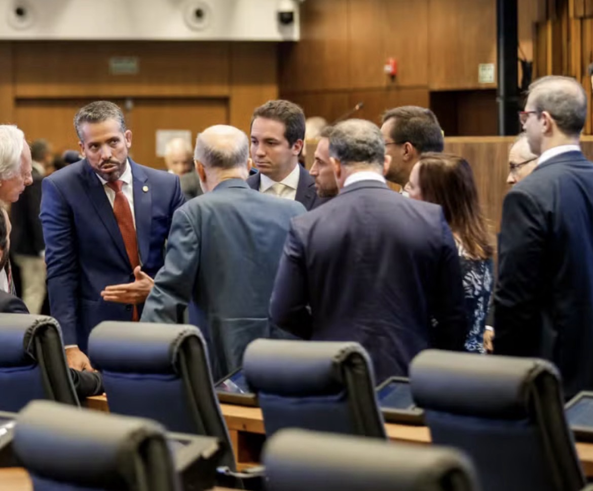 Alerj: oposição vai se retirar do plenário caso votação para presidência seja aberta