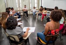 Fundação Cecierj oferece 300 vagas para Curso de Aperfeiçoamento em Audiodescrição